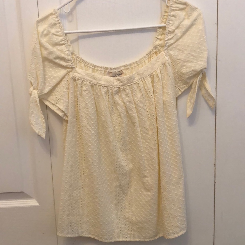 Cream fall blouse. Classy